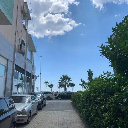 Vila Bianca Shëngjin